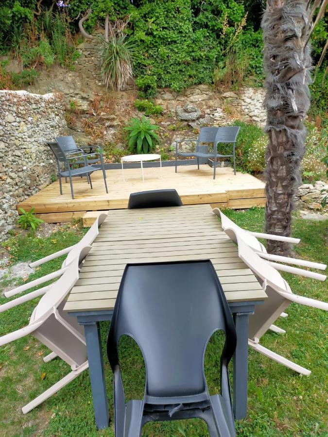 Les 2 Moi S'L Villa Sauzon Kültér fotó